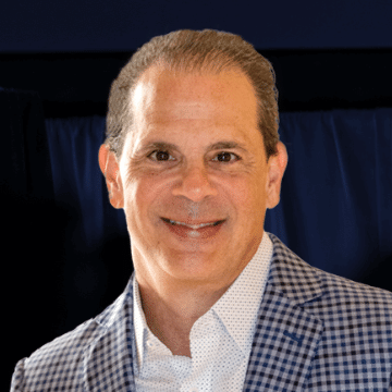 Paul Martinelli headshot